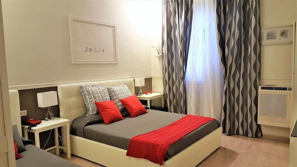 Hotel Velcamare Tarquinia Buitenkant foto